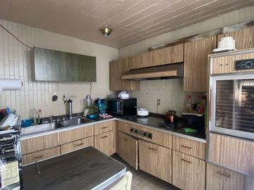 CASA EN VENTA, PARA ACTUALIZAR, EN LAS ARBOLEDAS, VIGILANCIA, JARDIN.
