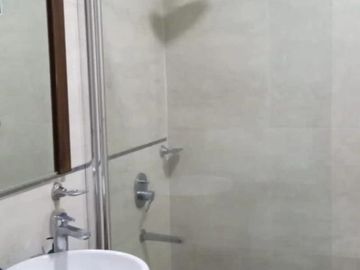 Casa en venta - 4 Dormitorios 4 Baños - 531,50mts2 - Merlo