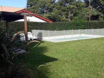 Muy linda casa 5 ambientes. Excelente ubicación