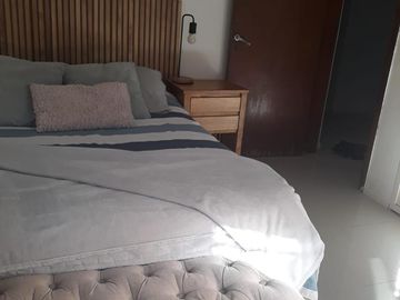 Muy linda casa 5 ambientes. Excelente ubicación