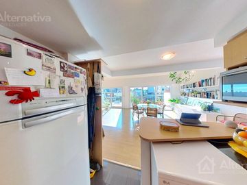 Venta de Departamento Duplex en Recoleta de 2 ambientes con cochera