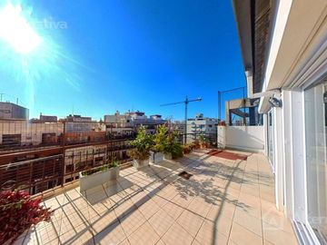 Venta de Departamento Duplex en Recoleta de 2 ambientes con cochera
