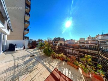 Venta de Departamento Duplex en Recoleta de 2 ambientes con cochera