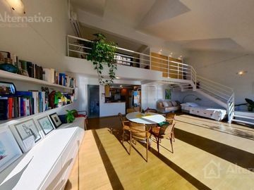 Venta de Departamento Duplex en Recoleta de 2 ambientes con cochera