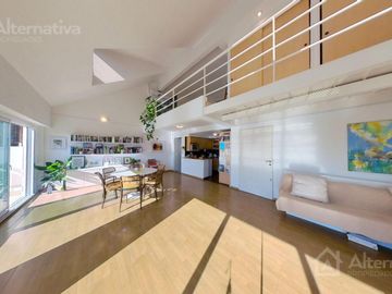 Venta de Departamento Duplex en Recoleta de 2 ambientes con cochera