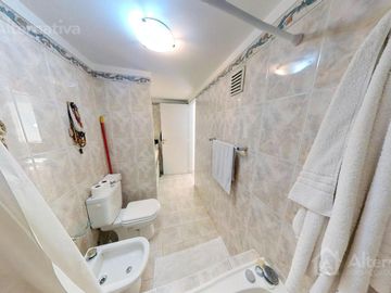 Venta de Departamento Duplex en Recoleta de 2 ambientes con cochera