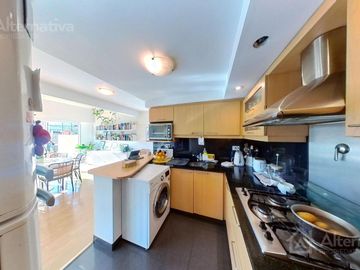 Venta de Departamento Duplex en Recoleta de 2 ambientes con cochera