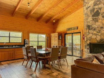 CABAÑA AMUEBLADA EN VENTA EN MONTERREAL