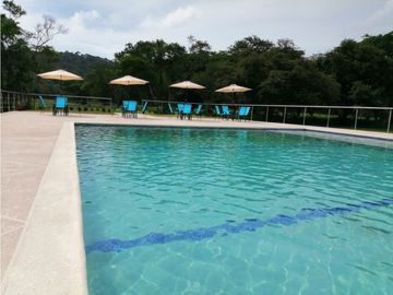 VENTA DE LOTE CAMPESTRE EN CONDOMINIO FAYETTEVILLE CAPIRA