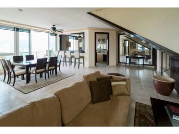 VENTA DE APARTAMENTO PENTHOUSE AMOBLADO PUNTA PACIFICA