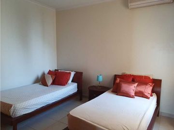 APARTAMENTO DUPLEX CON TERRAZA EN COSTA PACIFICA, PH COSTA PACIFICA