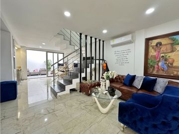 Venta casa Urb. Campo Difiori 3 niveles en Turbaco