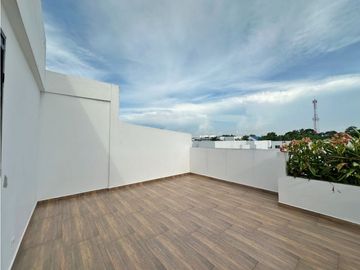 Venta casa Urb. Campo Difiori 3 niveles en Turbaco