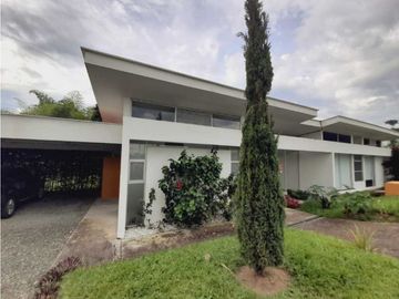 Casa campestre en Cerritos-El tigre, Pereira