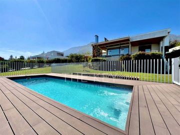 Casa en Venta en Las Cortezas, Arboretum - Club de Campo