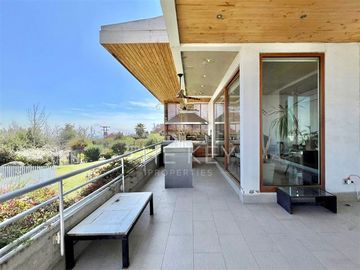 Casa en Venta en Las Cortezas, Arboretum - Club de Campo