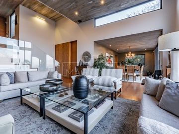 Casa en Venta en Avenida el Golf Manquehue