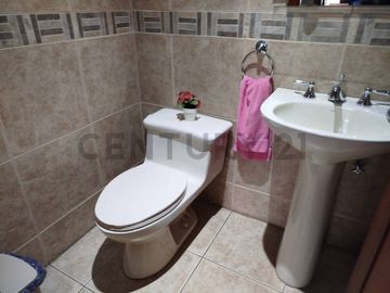 VENTA DE DEPARTAMENTO SECTOR PORTUGAL Y 6 DE DICIEMBRE. SECTOR EL BATAN