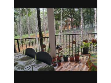 ALTOS DE CERRO AZUL / 1914 M2 / RIACHUELO / PISCINA / BALCON