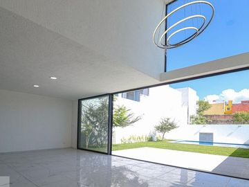 Casa en Fraccionamiento Lomas de Cuernavaca