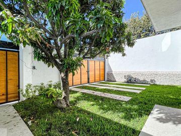 Casa en Fraccionamiento Lomas de Cuernavaca