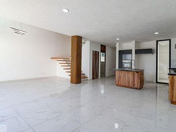 Casa en Fraccionamiento Lomas de Cuernavaca