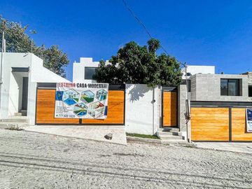 Casa en Fraccionamiento Lomas de Cuernavaca
