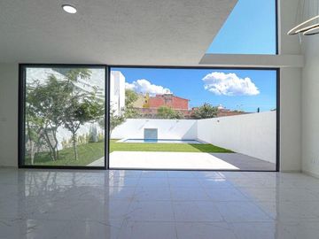 Casa en Fraccionamiento Lomas de Cuernavaca