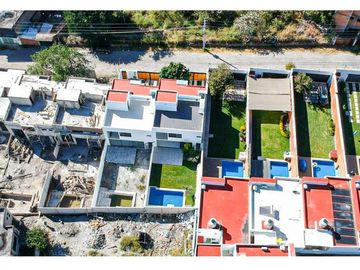 Casa en Fraccionamiento Lomas de Cuernavaca