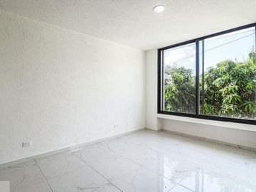 Casa en Fraccionamiento Lomas de Cuernavaca