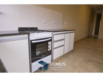 VENTA CASA VIA AURELIA ZONA SUR A ESTRENAR