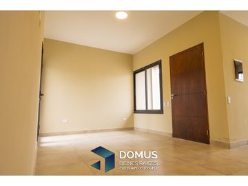 VENTA CASA VIA AURELIA ZONA SUR A ESTRENAR