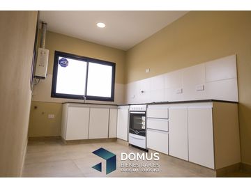 VENTA CASA VIA AURELIA ZONA SUR A ESTRENAR