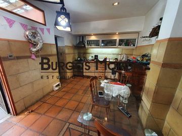 Casa en venta en Moron Sur