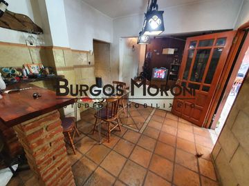 Casa en venta en Moron Sur