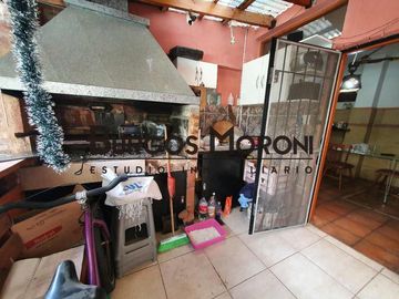 Casa en venta en Moron Sur