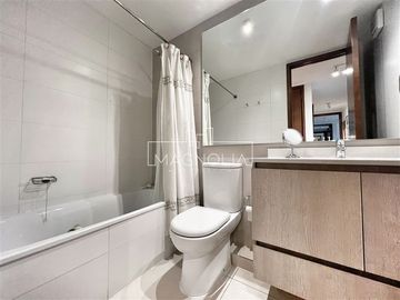 Departamento en Venta en Las Hualtatas, Costanera Sur, Las Condes