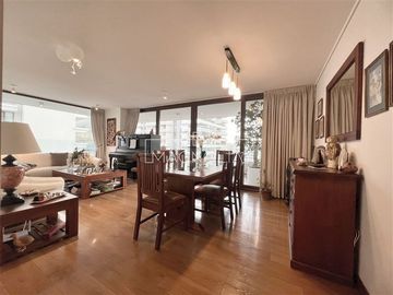 Departamento en Venta en Las Hualtatas, Costanera Sur, Las Condes