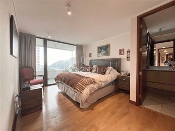 Departamento en Venta en Las Hualtatas, Costanera Sur, Las Condes