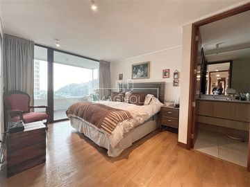 Departamento en Venta en Las Hualtatas, Costanera Sur, Las Condes
