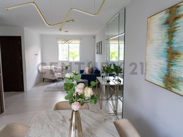Venta Casas de Estreno en Urbanización Paseo del Sol, Vía a la Costa