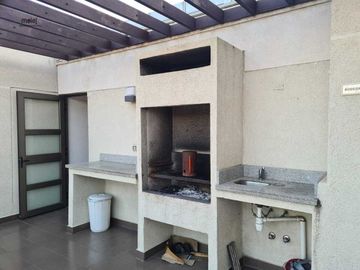 Vende Departamento Excelente Estado Sector Oriente Viña del Mar