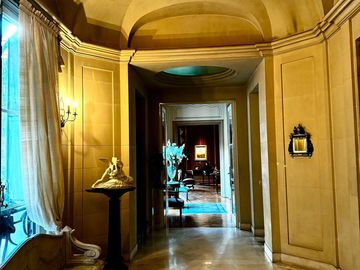 Venta Departamento de categoría en Juncal al 900, Retiro
