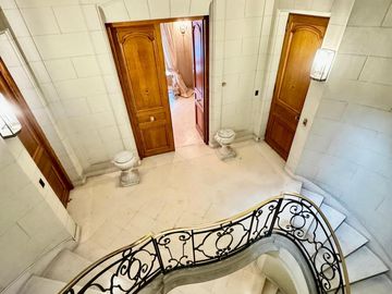 Venta Departamento de categoría en Juncal al 900, Retiro