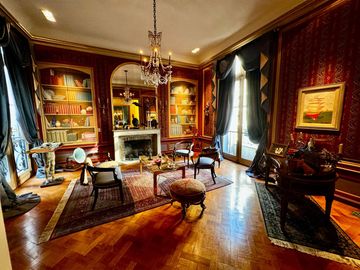 Venta Departamento de categoría en Juncal al 900, Retiro