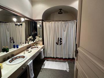 Venta Departamento de categoría en Juncal al 900, Retiro