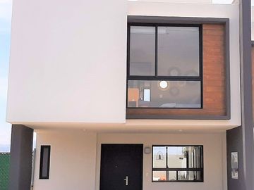 Casa nueva en venta en fraccionamiento con áreas verdes en Toluca, a unos metros de la Av. López Portillo.
