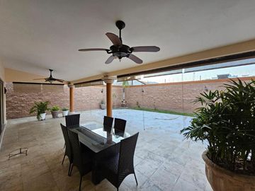 RESIDENCIA EN VENTA HACIENDA DEL ROSARIO