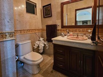 RESIDENCIA EN VENTA HACIENDA DEL ROSARIO