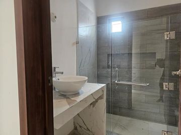 RESIDENCIA EN VENTA EN LOS VIÑEDOS TORREÓN, COAHUILA